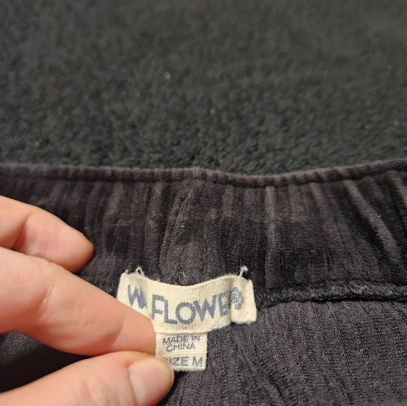 Wallflower Corduroy Mini Pull On Skirt Black Button Medium - Picture 4 of 5